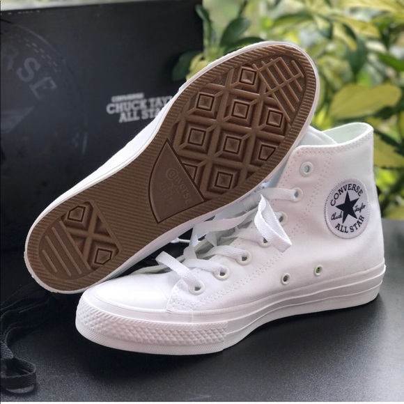 Converse Chuck Taylor 2 White White Hight Top W - Picture 2 of 7